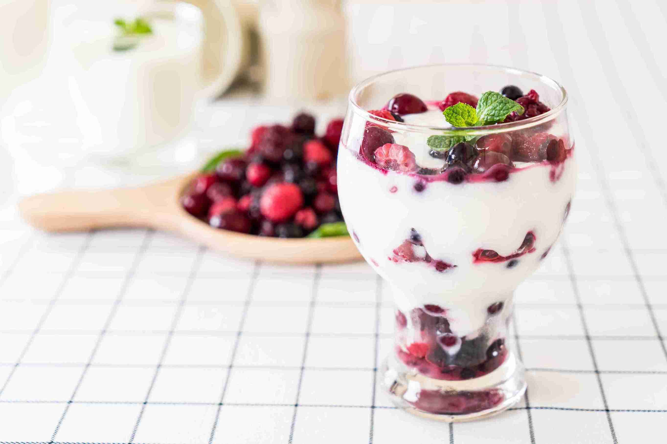 Berry Yogurt Parfait